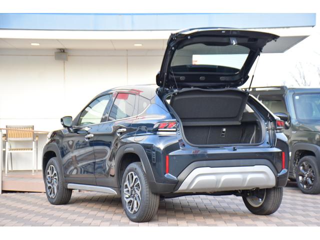 フロンクス ベースグレード　全方位モニター付き９インチナビ／ワンオーナー／デュアルセンサーブレーキサポートＩＩ／ハーフレザーシート／ＬＥＤヘッドライト／純正１６インチアルミホイール／前席シートヒーター／電動パーキングブレーキ／（34枚目）