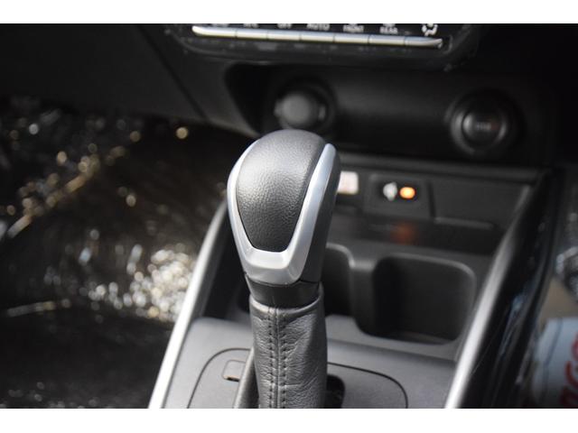 フロンクス ベースグレード　全方位モニター付き９インチナビ／ワンオーナー／デュアルセンサーブレーキサポートＩＩ／ハーフレザーシート／ＬＥＤヘッドライト／純正１６インチアルミホイール／前席シートヒーター／電動パーキングブレーキ／（51枚目）