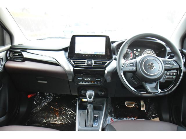 フロンクス ベースグレード　全方位モニター付き９インチナビ／ワンオーナー／デュアルセンサーブレーキサポートＩＩ／ハーフレザーシート／ＬＥＤヘッドライト／純正１６インチアルミホイール／前席シートヒーター／電動パーキングブレーキ／（53枚目）