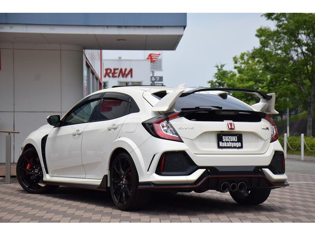 シビック タイプＲ　６速マニュアル／ＶＴＥＣターボ／ホンダセンシング／純正ナビ／バックカメラ／ＥＴＣ付き／ブレンボキャリパー／専用スポーツシート／純正２０インチアルミ／クルーズコントロール（33枚目）