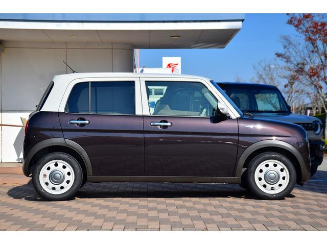 アルトラパンＬＣ ハイブリッドＸ　新車未登録車　スズキセーフティ　全方位カメラパッケージ　２トーンカラー　専用内装シート　ＬＥＤランプ　前席シートヒーター　ベンチシート　アイドリングストップ　革巻きステアリング　電格ミラー　純正アルミ（2枚目）