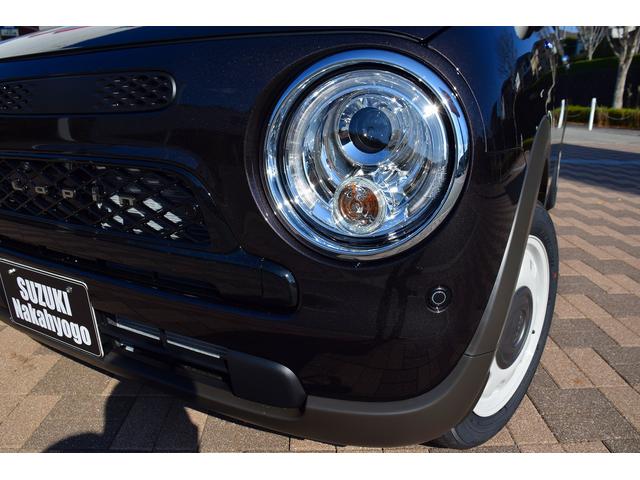 アルトラパンＬＣ ハイブリッドＸ　新車未登録車　スズキセーフティ　全方位カメラパッケージ　２トーンカラー　専用内装シート　ＬＥＤランプ　前席シートヒーター　ベンチシート　アイドリングストップ　革巻きステアリング　電格ミラー　純正アルミ（8枚目）