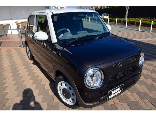 アルトラパンＬＣ ハイブリッドＸ　新車未登録車　スズキセーフティ　全方位カメラパッケージ　２トーンカラー　専用内装シート　ＬＥＤランプ　前席シートヒーター　ベンチシート　アイドリングストップ　革巻きステアリング　電格ミラー　純正アルミ（12枚目）