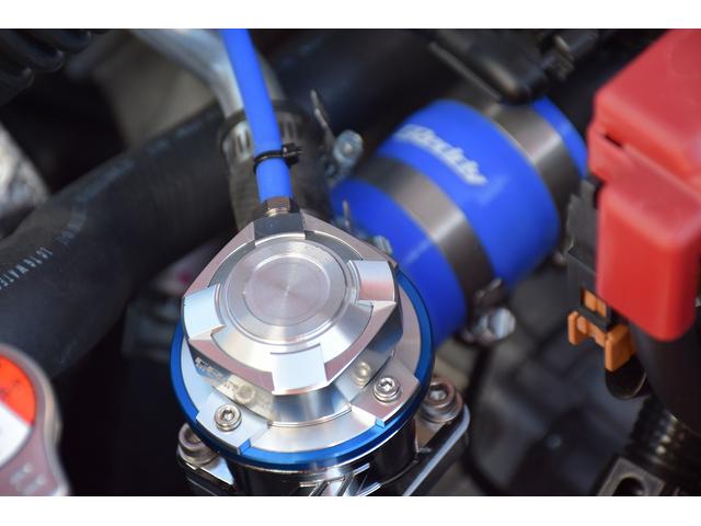 スイフトスポーツ ベースグレード TRUST/GReddyコンプリート/6速MT/セーフティサポート/GReddyエアロセット・カーボンウイング・パワーエクストリームRマフラー・エアインクス・ブローオフ・車高調/WORKアルミD9R(21枚目)