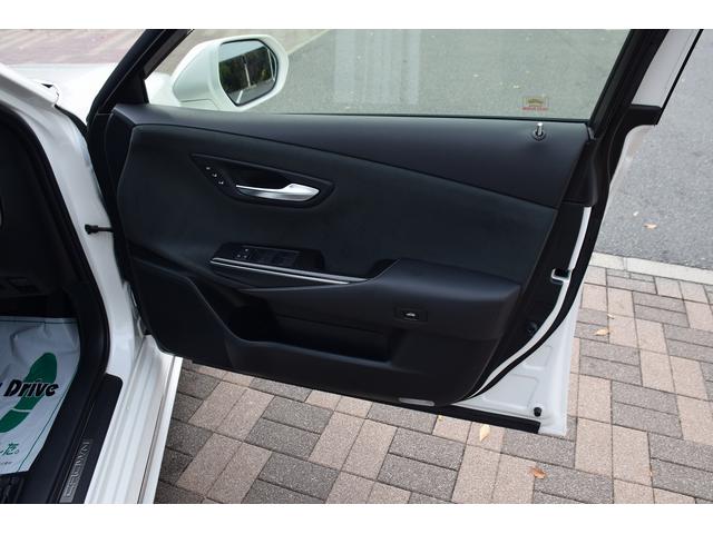 クラウン ＲＳ　アドバンス　セーフティサポート／ムーンルーフ／メーカーナビ／３眼ＬＥＤヘッドライト／ＴＲＤトランクスポイラー／ＥＴＣ２．０／純正１８インチアルミホイール／バックカメラ（73枚目）