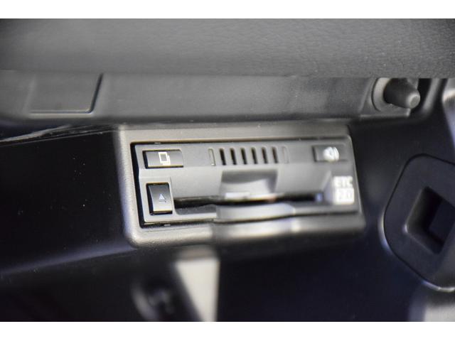 ＵＸ ＵＸ２００　アーバンエレガンス　ムーンルーフ／メーカーナビ／パノラミックモニター／セーフティ／レザーシート／パワーシート／シートヒーター／ステアリングヒーター／パワーバックドア／ワンオーナー／（39枚目）