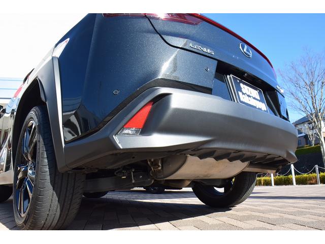 ＵＸ ＵＸ２００　アーバンエレガンス　ムーンルーフ／メーカーナビ／パノラミックモニター／セーフティ／レザーシート／パワーシート／シートヒーター／ステアリングヒーター／パワーバックドア／ワンオーナー／（43枚目）