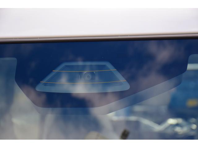 スペーシアカスタム ハイブリッドＸＳターボ　新車未登録　ターボ車　スズキセーフティ　全方位カメラ　９インチメーカーナビ　スズキコネクト　サーキュレータ　両側電動ドア　前席シートヒーター　ステアヒーター　ＬＥＤライト　フォグライト　純正アルミ（32枚目）