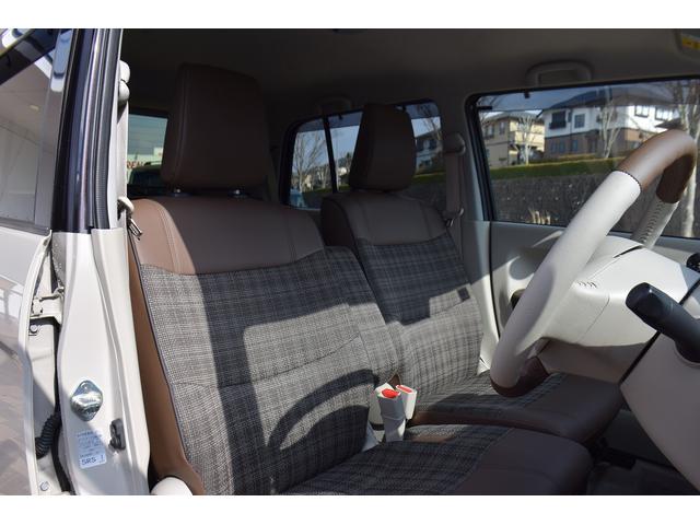 アルトラパンＬＣ Ｘ　デュアルカメラブレーキサポート／ＬＥＤヘッドライト／シートヒーター／ステアリングリモコン／充電ポート／コーナーセンサー／革巻ハンドル／ＬＣ専用シート表皮／メッキドアハンドル／（32枚目）