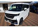 スペーシアカスタム ハイブリッドＸＳターボ　新車未登録　ターボ車　スズキセーフティ　全方位カメラ　９インチメーカーナビ　スズキコネクト　サーキュレータ　両側電動ドア　前席シートヒーター　ステアヒーター　ＬＥＤライト　フォグライト　純正アルミ（6枚目）