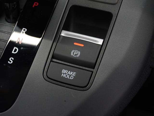 フリード クロスター　２年保証当社試乗車ナビ後席モニタＤレコＲカメ（40枚目）