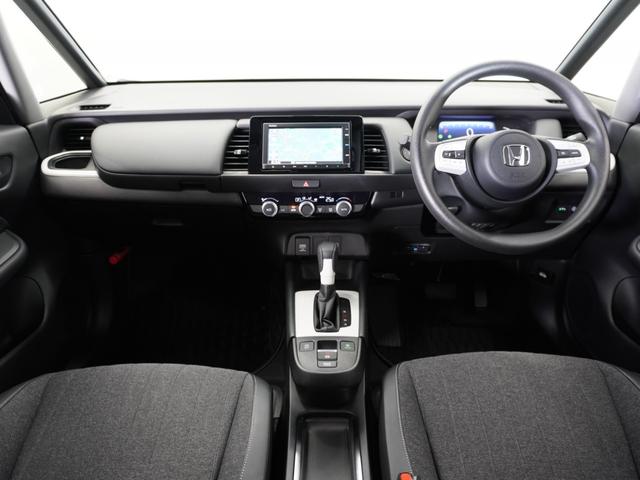 フィット ホーム　１オーナ２年保証ナビＤレコＲカメＥＴＣクルコン　Ｂｌｕｅｔｏｏｔｈ接続　禁煙車　ホンダセンシング　ＬＥＤヘッドライト　オートライト　純正用品ナビゲーション　ＶＸＭ－２２５Ｃｉ　ＨｏｎｄａＣＯＮＮＥＣＴ（7枚目）