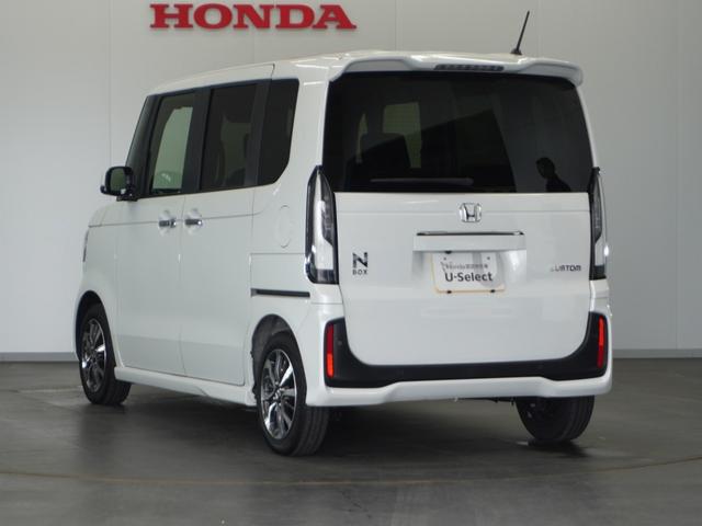 N-BOXカスタム ベースグレード 2年保証当社試乗車ナビDレコRカメETC両電扉 ホンダセンシング シートヒーター LEDヘッドライト+デイライト オートライト リヤスクリーンサンシェード シートバックテーブル 純正アルミホイール(16枚目)