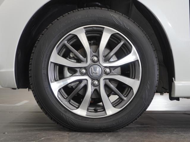 N-BOXカスタム ベースグレード 2年保証当社試乗車ナビDレコRカメETC両電扉 ホンダセンシング シートヒーター LEDヘッドライト+デイライト オートライト リヤスクリーンサンシェード シートバックテーブル 純正アルミホイール(17枚目)