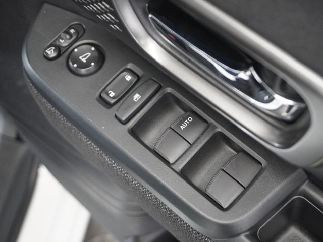 N-BOXカスタム ベースグレード 2年保証当社試乗車ナビDレコRカメETC両電扉 ホンダセンシング シートヒーター LEDヘッドライト+デイライト オートライト リヤスクリーンサンシェード シートバックテーブル 純正アルミホイール(28枚目)