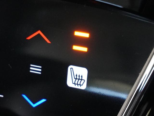 ◆シートヒーター装備◆　寒い季節にピッタリなのが、このシートヒーター！寒い季節もシートヒーターが体を温めてくれます。寒い季節もドライブが楽しくなります。