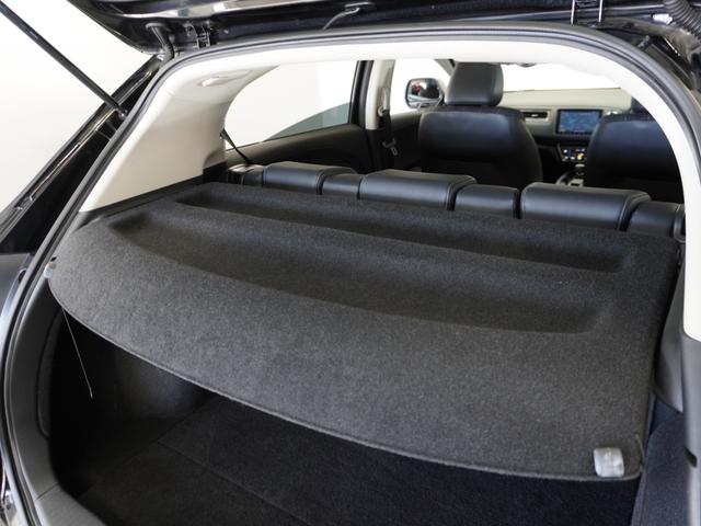 荷室を覆い保護してくれるカバーを装備！。プライバシー保護にも役立ちます。