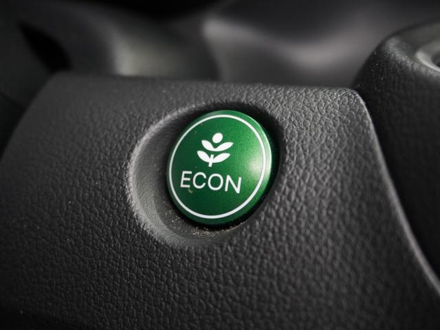 N-BOXカスタム GターボSSパッケージ 1オーナ1年保証ナビDレコRカメETC両電扉地デジ Bluetooth 禁煙車 HIDヘッドライト フォグライト シートヒーター クルーズコントロール リアスクリーンサンシェード シートバックテーブル(32枚目)