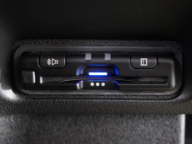 N-BOXカスタム ベースグレード 2年保証当社試乗車ナビDレコRカメ片電扉禁煙車 ホンダセンシング シートヒーター LEDヘッドライト オートライト リアスクリーンサンシェード HondaCONNECT 純正アルミホイール(5枚目)