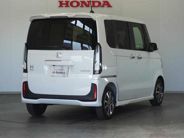 N-BOXカスタム ベースグレード 2年保証当社試乗車ナビDレコRカメ片電扉禁煙車 ホンダセンシング シートヒーター LEDヘッドライト オートライト リアスクリーンサンシェード HondaCONNECT 純正アルミホイール(16枚目)