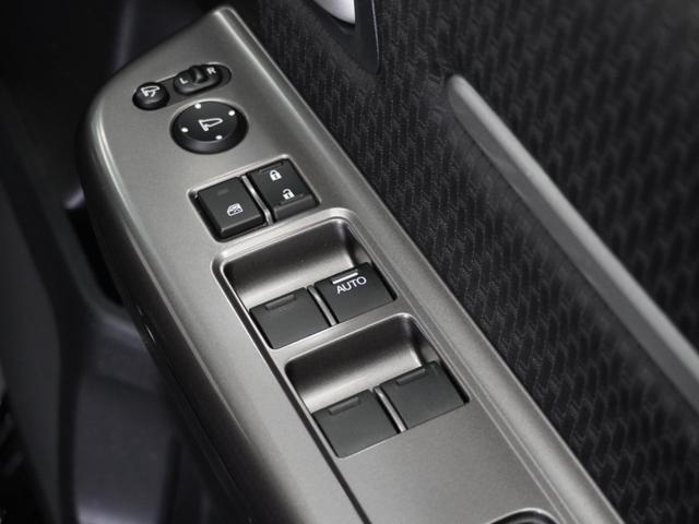 ステップワゴンスパーダ e:HEVスパーダGホンダセンシング 1オーナ1年保証ナビDレコ全周囲カメETC2.0 両側電動スライドドア 禁煙車 ホンダセンシング LEDヘッドライト オートライト わくわくゲート リアスクリーンサンシェード シートバックテーブル(31枚目)