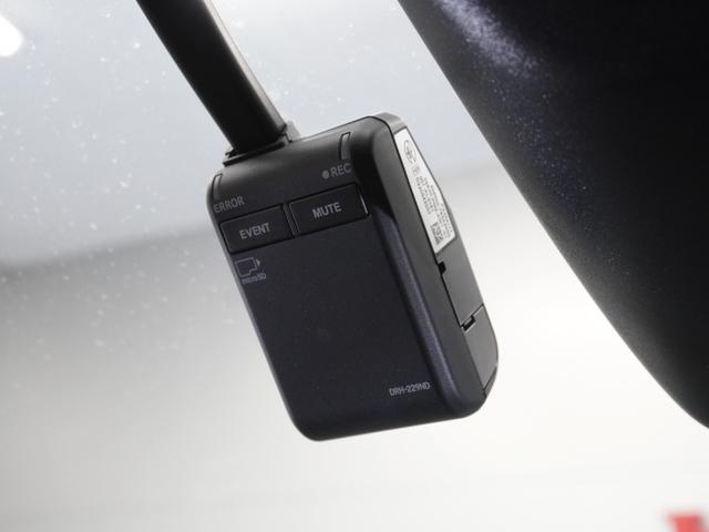 フリード クロスター　２年保証当社試乗車ナビＤレコＲカメＥＴＣ両電扉　禁煙車　ホンダセンシング　ＬＥＤヘッドライト＋デイライト　ＨｏｎｄａＣＯＮＮＥＣＴ　ブラインドスポットインフォメーション　リヤスクリーンサンシェード（4枚目）