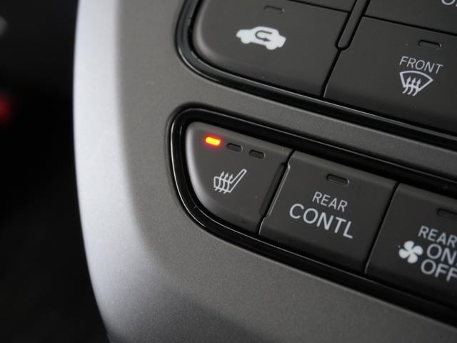 フリード クロスター　２年保証当社試乗車ナビＤレコＲカメＥＴＣ両電扉　禁煙車　ホンダセンシング　ＬＥＤヘッドライト＋デイライト　ＨｏｎｄａＣＯＮＮＥＣＴ　ブラインドスポットインフォメーション　リヤスクリーンサンシェード（12枚目）