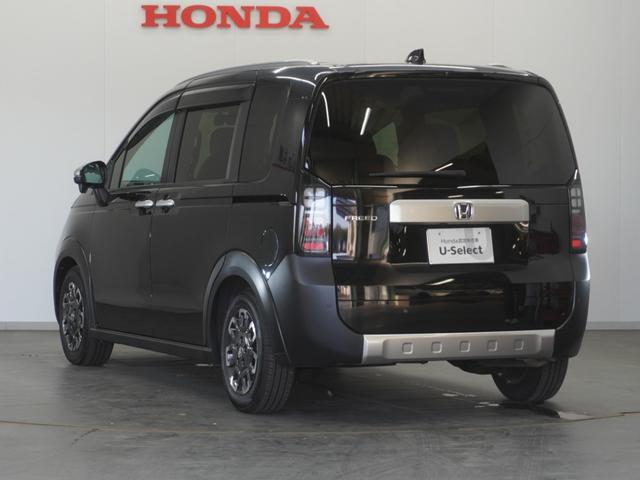 フリード クロスター　２年保証当社試乗車ナビＤレコＲカメＥＴＣ両電扉　禁煙車　ホンダセンシング　ＬＥＤヘッドライト＋デイライト　ＨｏｎｄａＣＯＮＮＥＣＴ　ブラインドスポットインフォメーション　リヤスクリーンサンシェード（18枚目）