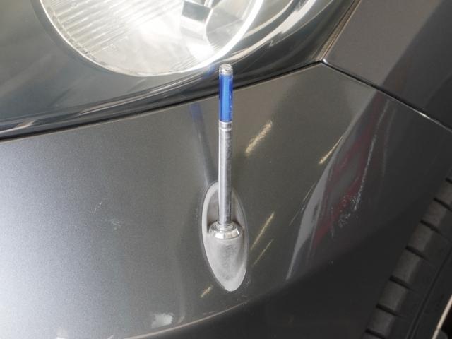 フリード Ｇエアロ　１年保証ナビＲカメＥＴＣ両電扉ＢＴワンセグＨＩＤ　禁煙車　ＦＯＰメモリーナビゲーション　電動コーナーポール装備　純正アルミホイール　コンビニフック　サードシート跳ね上げ式シートアレンジ（9枚目）