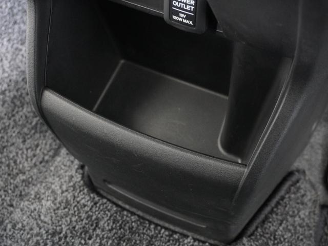 フリード Ｇエアロ　１年保証ナビＲカメＥＴＣ両電扉ＢＴワンセグＨＩＤ　禁煙車　ＦＯＰメモリーナビゲーション　電動コーナーポール装備　純正アルミホイール　コンビニフック　サードシート跳ね上げ式シートアレンジ（34枚目）