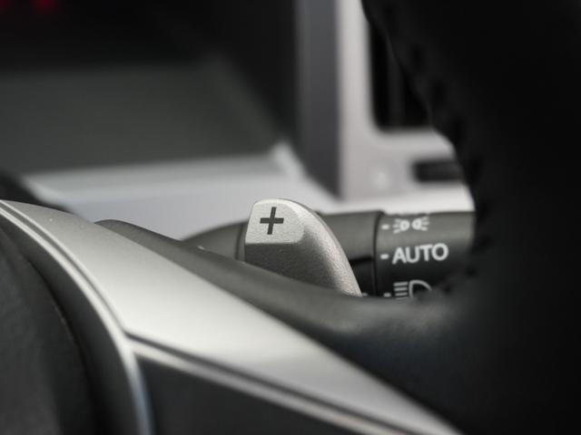 ステップワゴンスパーダ Z 1年保証ナビ後席モニタDレコRカメETC両電扉 禁煙車 HIDヘッドライト オートライト フォグライト装備 クルーズコントロール パドルシフト 純正用品ナビ VXM-152VFi(11枚目)