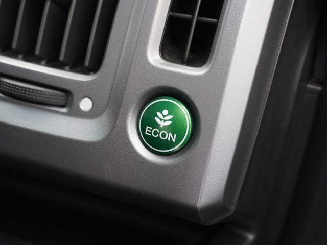 ステップワゴンスパーダ Z 1年保証ナビ後席モニタDレコRカメETC両電扉 禁煙車 HIDヘッドライト オートライト フォグライト装備 クルーズコントロール パドルシフト 純正用品ナビ VXM-152VFi(30枚目)