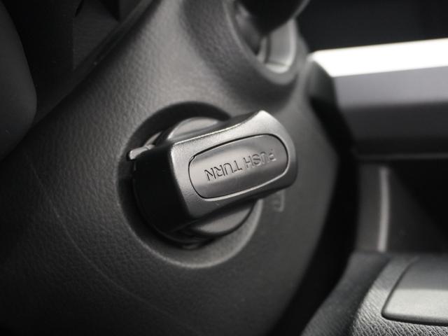 ステップワゴンスパーダ Z 1年保証ナビ後席モニタDレコRカメETC両電扉 禁煙車 HIDヘッドライト オートライト フォグライト装備 クルーズコントロール パドルシフト 純正用品ナビ VXM-152VFi(31枚目)