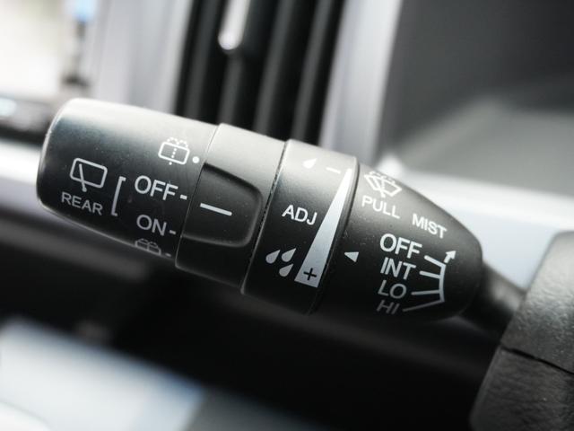 ステップワゴンスパーダ Z 1年保証ナビ後席モニタDレコRカメETC両電扉 禁煙車 HIDヘッドライト オートライト フォグライト装備 クルーズコントロール パドルシフト 純正用品ナビ VXM-152VFi(35枚目)