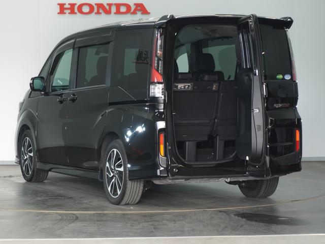 ステップワゴンスパーダ スパーダ・クールスピリットホンダセンシング 1オーナ1年保証ナビ後席モニタDレコRカメETC両電扉 ホンダセンシング 禁煙車 後席フリップダウンモニター わくわくゲート リアドアスクリーンサンシェード シートバックテーブル LEDヘッドライト(18枚目)