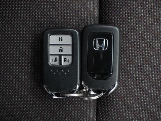フリード Ｇ・ホンダセンシング　１オーナ１年保証ナビＤレコＲカメＥＴＣクルコン両電扉　Ｂｌｕｅｔｏｏｔｈ接続　禁煙車　ホンダセンシング（14枚目）