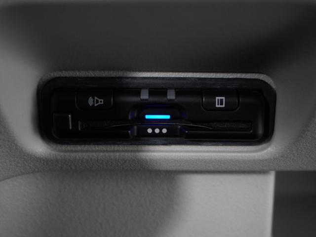 Ｎ－ＢＯＸ ファッションスタイル　２年保証当社試乗車ナビＤレコＲカメＥＴＣ両電扉ＢＴ　禁煙車　ホンダセンシング　シートヒーター　ＬＥＤヘッドライト＋デイライト　スクリーンサンシェード　シートバックテーブル　ＨｏｎｄａＣＯＮＮＥＣＴ（5枚目）