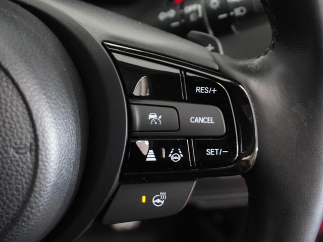 ヴェゼル ｅ：ＨＥＶＺ　１オーナ２年保証ナビ全周囲カメＤレコＥＴＣクルコン　Ｂｌｕｅｔｏｏｔｈ接続　ホンダセンシング　携帯ワイヤレス充電器　デジタルインナーミラー　ハンドルヒーター　シートヒーター　ＬＥＤヘッドライト（12枚目）