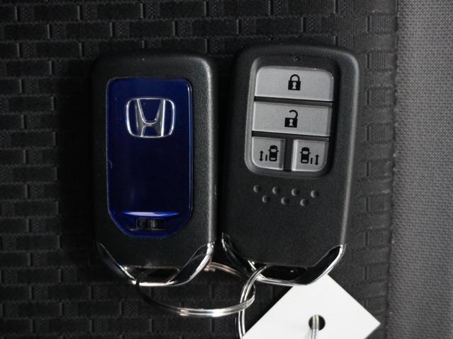 ���X�}�[�g�L�[���J�M���o�b�O��|�P�b�g�ɓ��ꂽ�܂܂ł��h�A���b�N�̊J���ł���w�X�}�[�g�L�[�x�t���I�J�V��Â��Ȃ��Ă��J�M�����o���K�v���Ȃ��h�A�̊J�����G���W�����n���ł��܂�