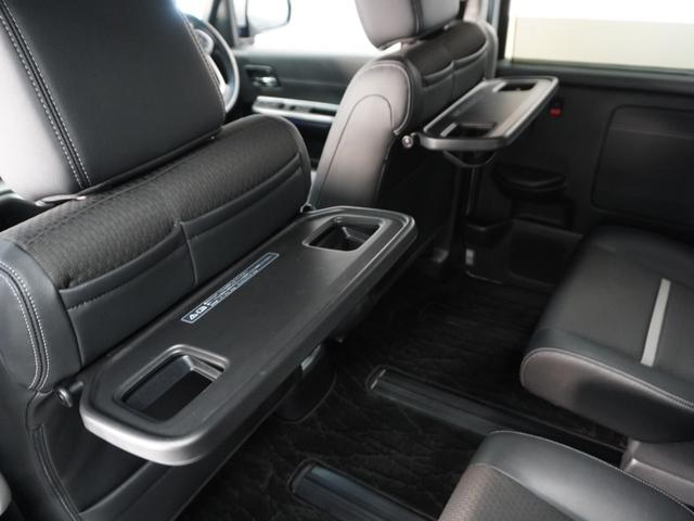 ���V�[�g�o�b�N�e�[�u�����t�����g�V�[�g�̔w�ʂɌ�ȗp�̃e�[�u�������Ă��܂��B�������u���āI�J�b�v�z���_�[������܂��A�h���C�u����x�e���ɂ��֗��ȃe�[�u���ł��B