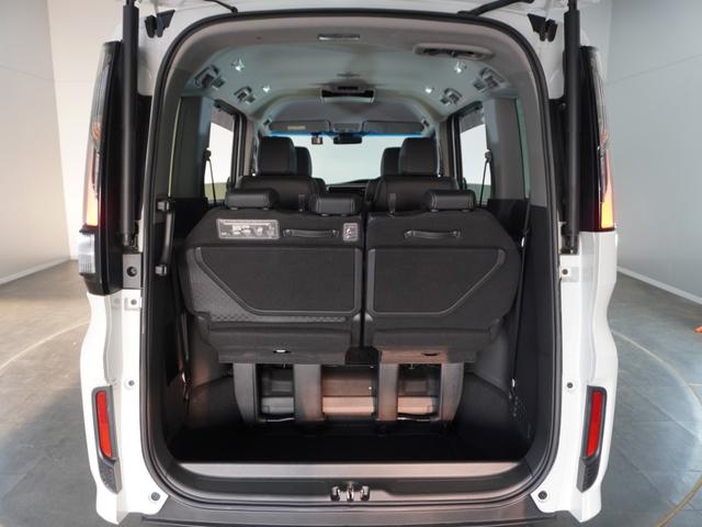 �t����Ԃł���������ו������[�o���郉�Q�b�W�X�y�[�X�ł��B���i�̔������ł����炵������ς߂�\���ȉ׎��X�y�[�X���m�ۂ���Ă��܂��B