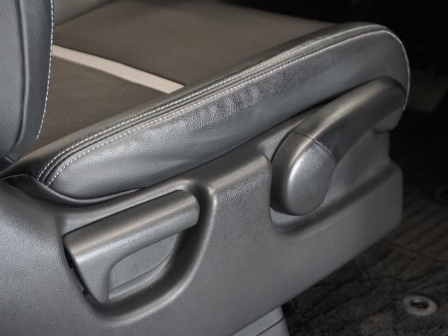 ���V�[�g�n�C�g�A�W���X�^�[���^�]�Ȃ��㉺�ɍ������߂��ł��܂��I�^�]�|�W�V������̊i�ɍ��킹�ăV�[�g�����ł��܂��B