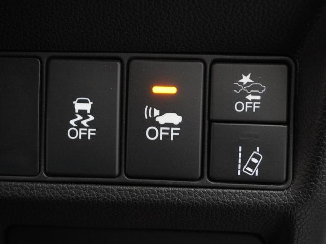 ���u�r�`��������h�~���u����������Ă��܂��B�R�[�i�[�����O���̉����ׂ��}����@�\�ƁA�ԗ��̋}���ȋ����ω���}����@�\�ŁA���肵�����s���������Ă��܂��B�^�]�Ɉ��S�Ƃ�Ƃ肪�o���܂��B