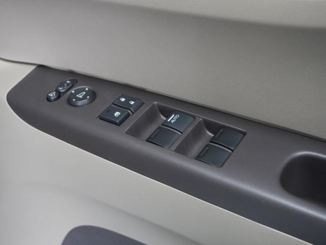 Ｎ－ＢＯＸ ＧＳＳパッケージ　１オーナ１年保証ナビＲカメＥＴＣ片電扉ＢＴワンセグ　禁煙車　シートヒーター　片側電動スライドドア　ハロゲンヘッドライト　シートバックテーブル（28枚目）