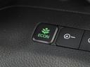 ◆ＥＣＯＮスイッチ（ＥＣＯＮモード）◆エンジンやエアコンといった、クルマ全体の動きを燃費優先で自動制御するＥＣＯＮモード。空調など快適性を優先したいときは、スイッチを押してＯＦＦにできます。
