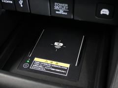 ◆ワイヤレス充電器◆ワイヤレス充電規格Ｑｉに適合した機器を充電エリアに置くことで使用できます。 7
