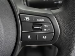 �ڽ����ɽ���ǽ�ե����ץƥ��֥��롼������ȥ�����ۥ���餬��Լ֤Ȥμִֵ�Υ��¬�ꡣ��®ƻϩ�ν��ڻ���Ŭ�ڤʲø�®��Ԥ���ž�Ԥ����������֥졼�������������ԡ���ֽ����褦�ٱ礷�ޤ��� 6