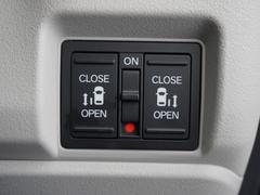 ��ξ¦��ư���饤�ɥɥ���������־�Ǥ���ߤ꤬�ڡ��������ͤ��٤μ֤˥ɥ������ƤƤ��ޤ����ۤ⤴�����ޤ��󡪾����ʤ�����Ϣ������⤳��ǰ¿��� 6