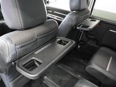 �������ȥХå��ơ��֥뢡�ե���ȥ����Ȥ����̤˸����ѤΥơ��֥뤬�Ĥ��Ƥ��ޤ�����ʪ���֤��ơ����åץۥ�����⤢��ޤ����ɥ饤�����ٷƻ��ˤ������ʥơ��֥�Ǥ��� 6