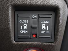 ��ξ¦��ư���饤�ɥɥ���������־�Ǥ���ߤ꤬�ڡ��������ͤ��٤μ֤˥ɥ������ƤƤ��ޤ����ۤ⤴�����ޤ��󡪾����ʤ�����Ϣ������⤳��ǰ¿��� 5